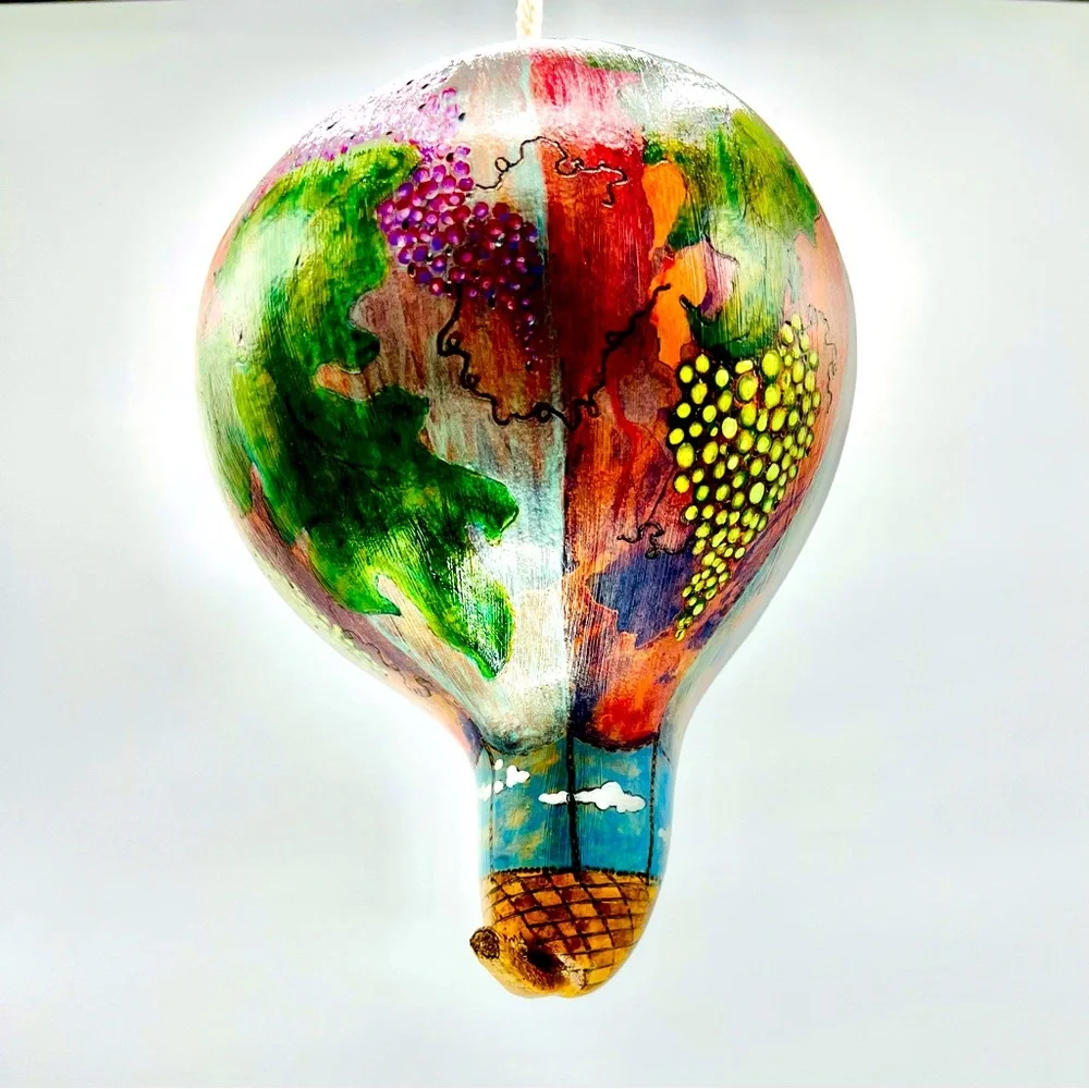 NEW Original Hot Air “ BALLOON of GRAPES ” Hand Crafted Gourd Art Wine Lovers - Picture 8 of 17